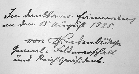 Hindenburgs Unterschrift auf der ersten Seite des ersten Goldenen Buchs von Bad Tölz, September 1925